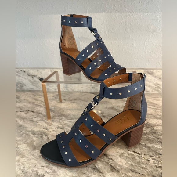 Franco Sarto Blue Harrington Studded Leather Heeled Sandal Sz 8.5 - Picture 1 of 10